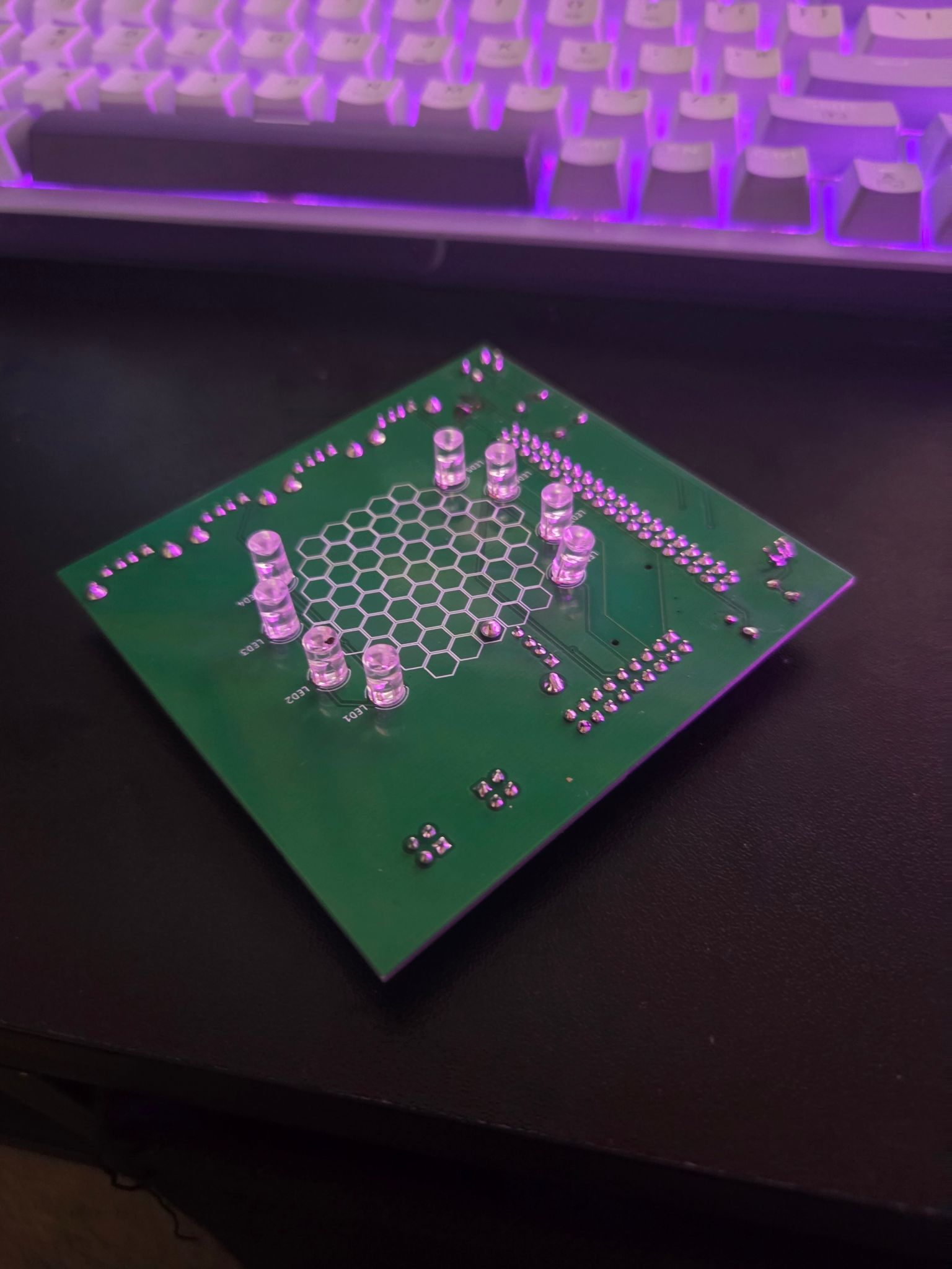 Assembled HexaFlow PCB