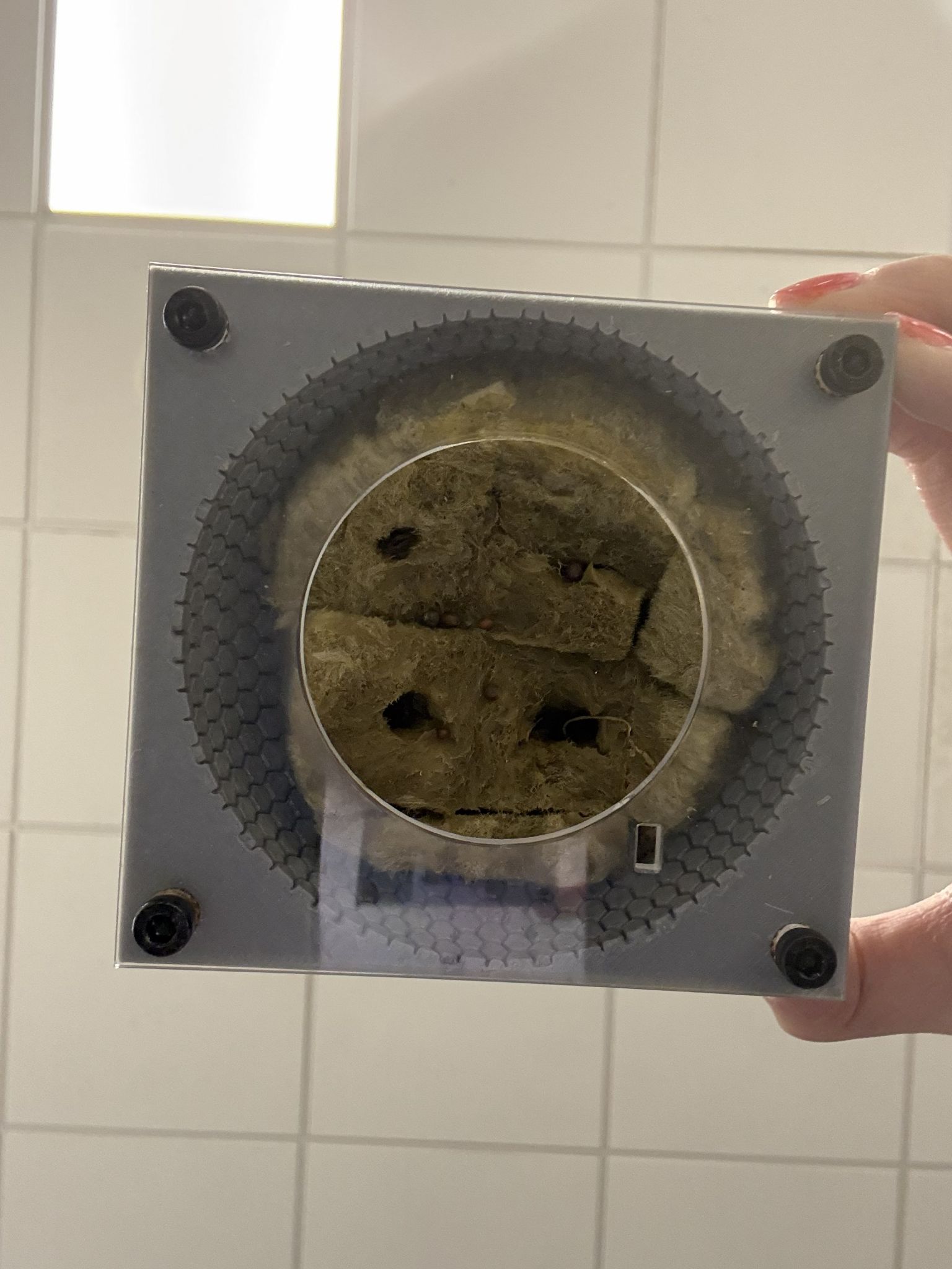 Rockwool cover — inverted test